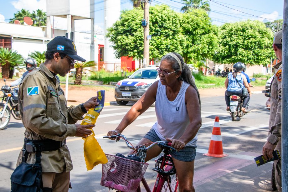 Deptran inicia campanha de orientação do uso de veículos de mobilidade individual