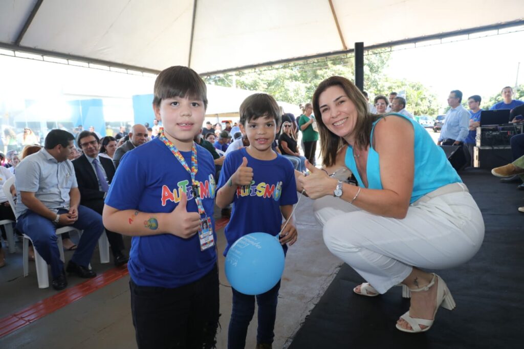 Governo de MS apoia ações para melhorar atendimento a pessoas com autismo em Dourados