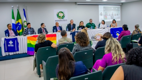 Presidente do TCE-MS prestigia seminário que aborda inclusão da população de rua