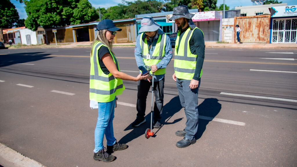TCE-MS fiscaliza a qualidade de obras de pavimentação em Campo Grande