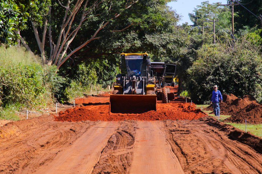 Pavimentação da Estrada Rancheira “Oásis” está avançada