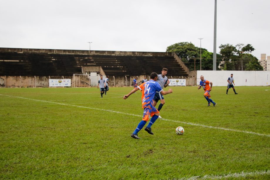 Jogando em casa, Três Lagoas goleia e garante vaga na próxima fase da Copa ASSOMASUL de futebol de campo