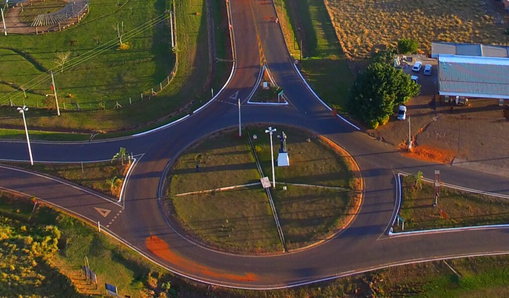 Estado sustentável: Governo de MS leva iluminação de LED solar para rodovia e avenida em Santa Rita e Japorã