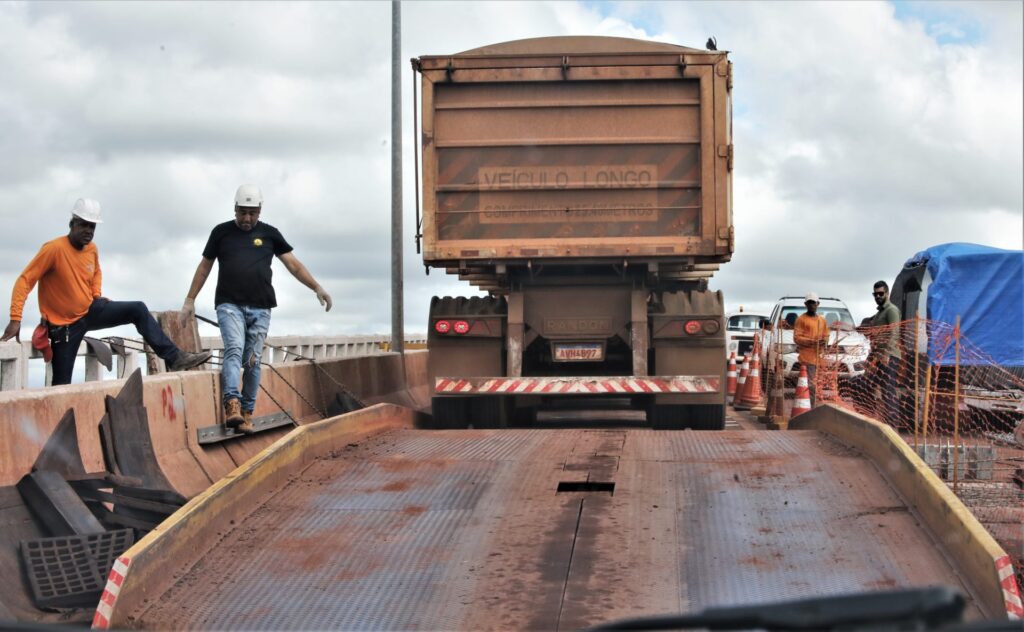 Interdição de ponte sobre o Rio Paraguai exige atenção de candidatos do Concurso Público Nacional em Corumbá