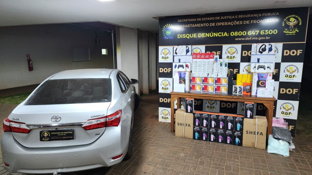 Veículo carregado com produtos eletrônicos importados ilegalmente é apreendido pelo DOF em Vista Alegre