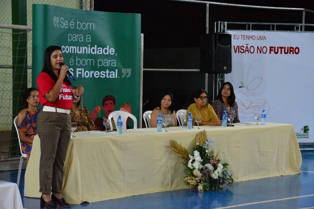 Com Projeto Visão no Futuro, MS Florestal e Prefeitura entregam 180 óculos de grau para estudantes locais em Bataguassu