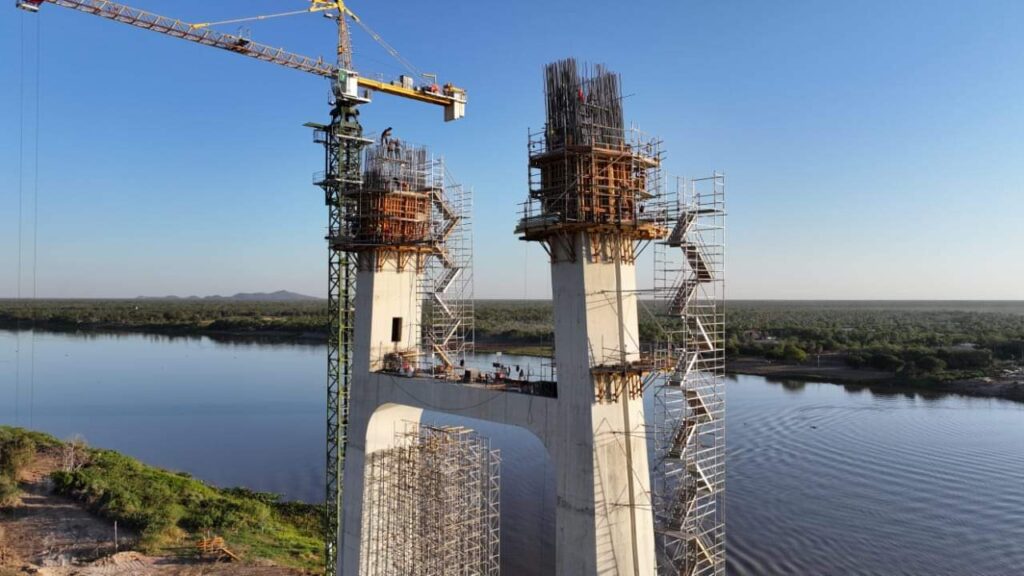 Ponte Bioceânica é erguida no Chaco Paraguaio para proporcionar integração à região