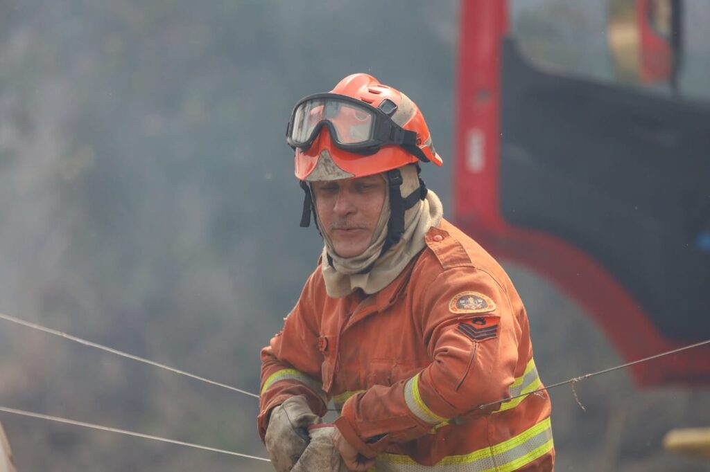 Operação Pantanal: bombeiros de MS lutam para conter grandes chamas na região do Nabileque