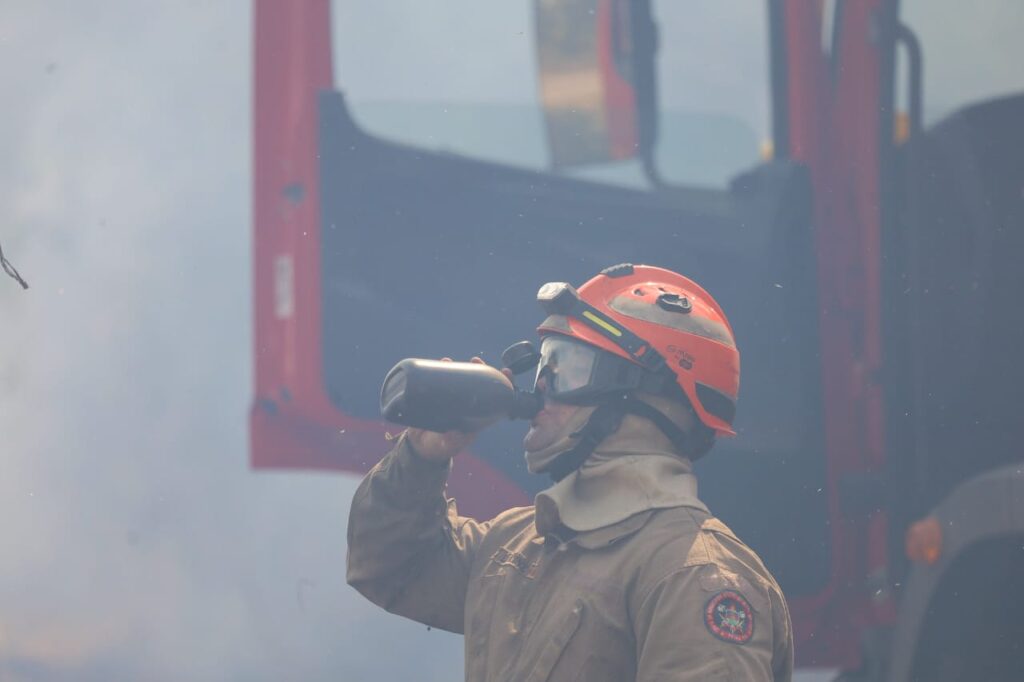 Operação Pantanal: bombeiros de MS lutam para conter grandes chamas na região do Nabileque