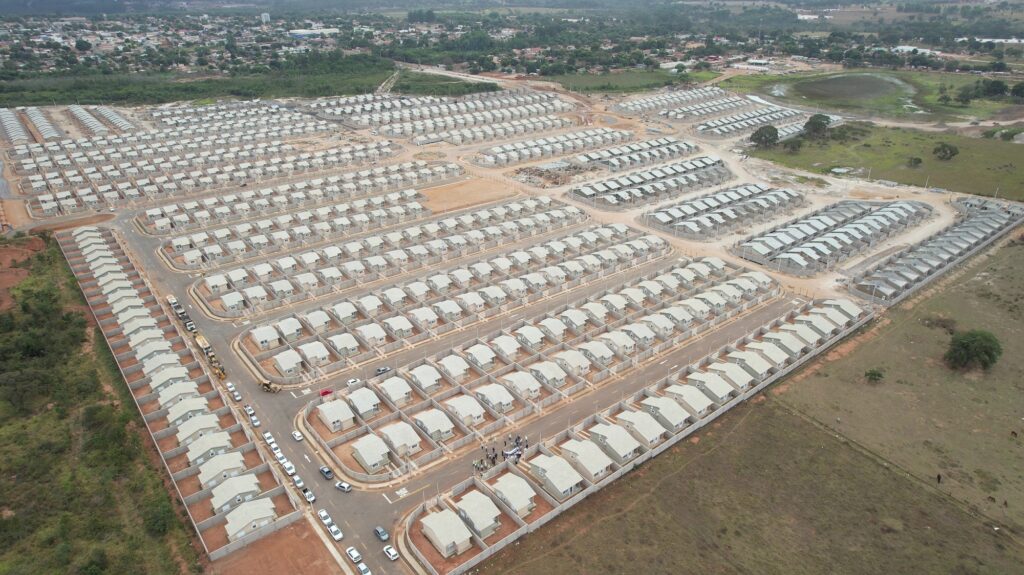 Concreto aplicado na fábrica da Suzano de Ribas, daria para construir cinco maracanãs