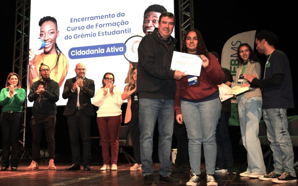 Com protagonismo dos estudantes, Governo de MS finaliza curso que promove a cidadania nas escolas