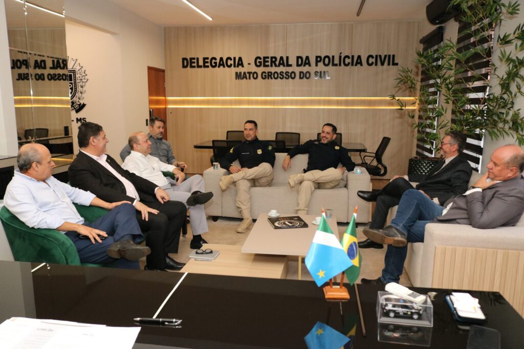 Delegado-Geral da Polícia Civil recebe visita do Superintendente da PRF para alinhamento de trabalhos conjuntos