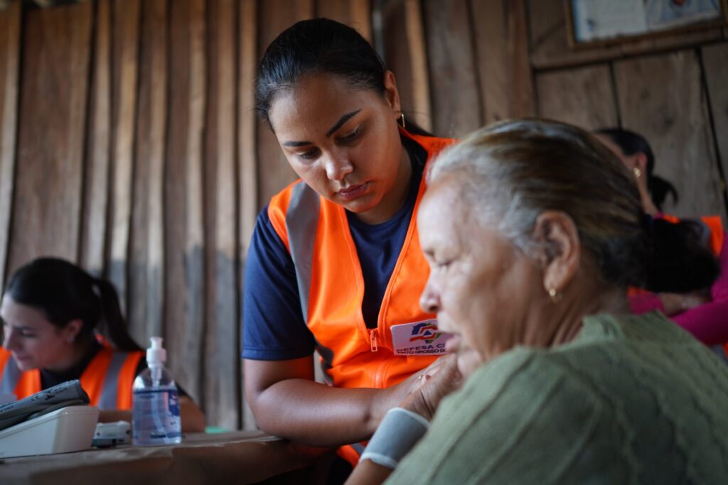 ‘Uma benção para todos’: ribeirinhos agradecem ajuda humanitária no coração do Pantanal