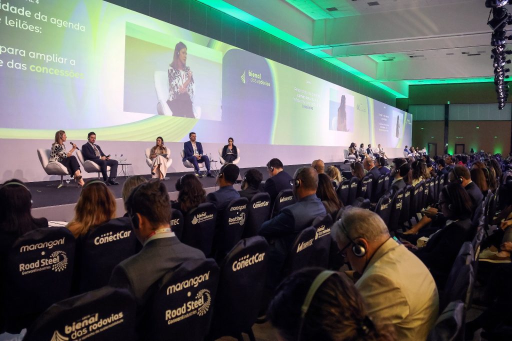 Governo do Estado apresenta projeto de concessão na Bienal das Rodovias em Brasília