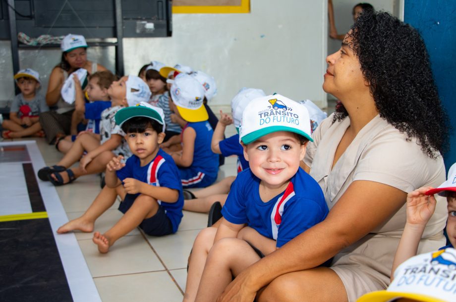 Deptran leva educação em segurança no trânsito para escolas e empresas de Três Lagoas