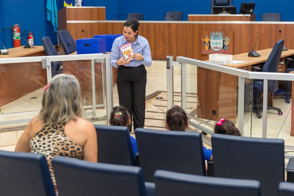 Visita Guiada recebe alunos da educação infantil