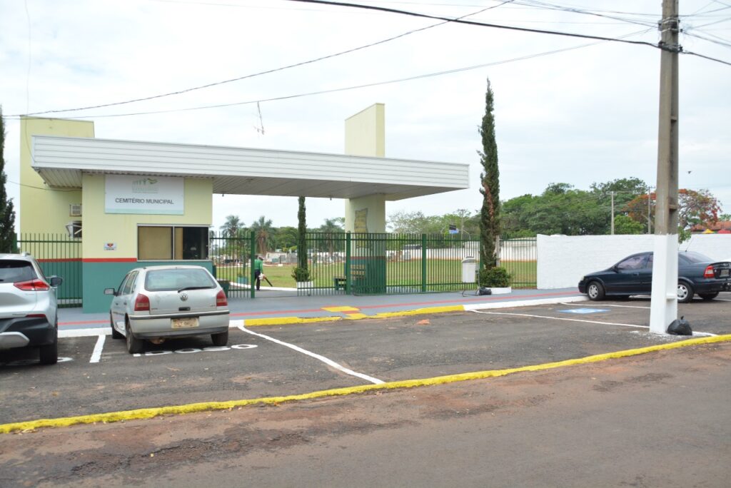 Cemitério Municipal está pronto para visitação no Dia de Finados