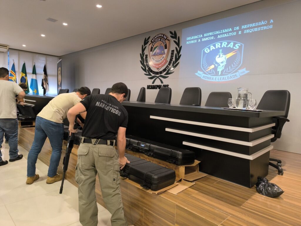 Polícia Civil ministra curso de habilitação em fuzil para agentes de unidades operacionais