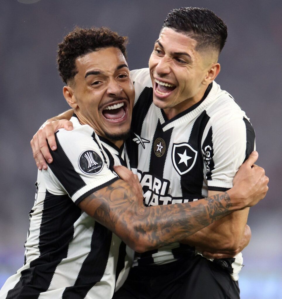 Atlético-MG e Botafogo vencem e ficam próximos da final da Libertadores