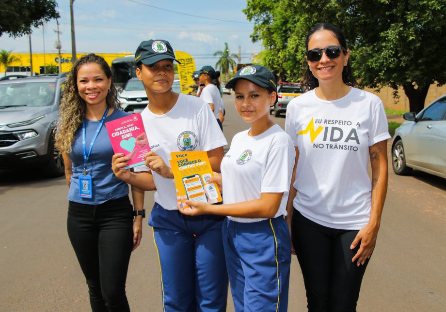 SMAS realiza blitz em alusão a campanha “Esmola Não, Cidadania Sim!”