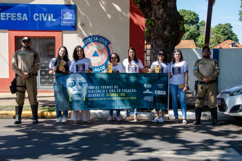 SMAS realiza blitz em alusão ao “Dia Internacional da Não Violência Contra a Mulher” e à Campanha “16 Dias de Ativismo”