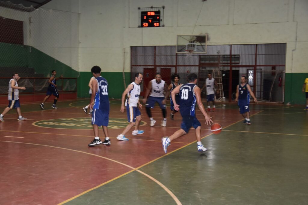 Advanced é campeão municipal de basquete em Bataguassu em noite de premiação dos melhores atletas