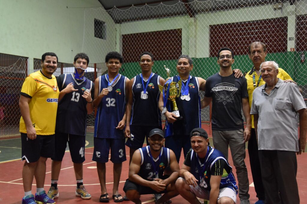 Advanced é campeão municipal de basquete em Bataguassu em noite de premiação dos melhores atletas