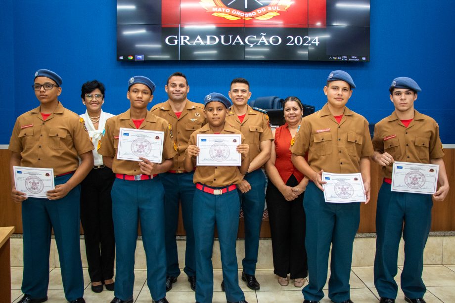 SMAS realiza graduação dos jovens do SCFV Bombeiros do Amanhã