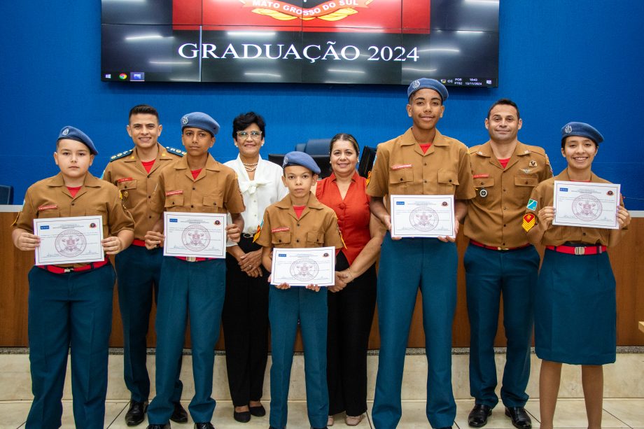 SMAS realiza graduação dos jovens do SCFV Bombeiros do Amanhã