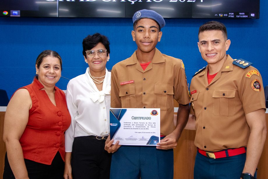 SMAS realiza graduação dos jovens do SCFV Bombeiros do Amanhã