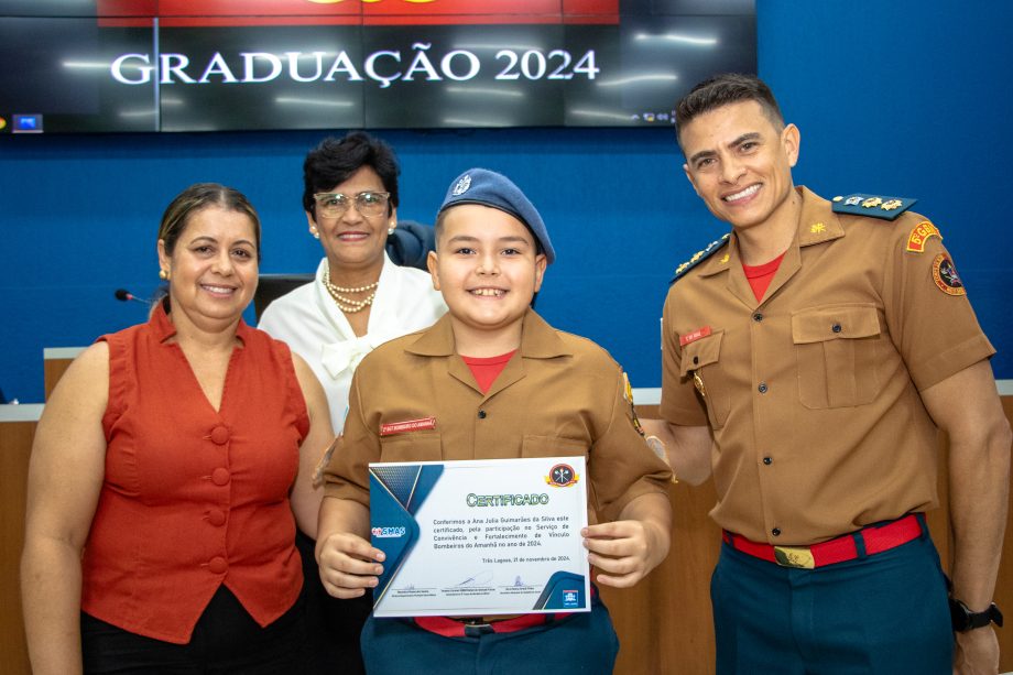 SMAS realiza graduação dos jovens do SCFV Bombeiros do Amanhã