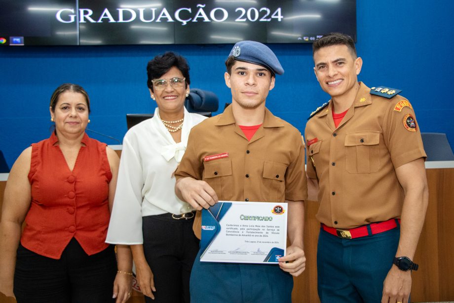 SMAS realiza graduação dos jovens do SCFV Bombeiros do Amanhã