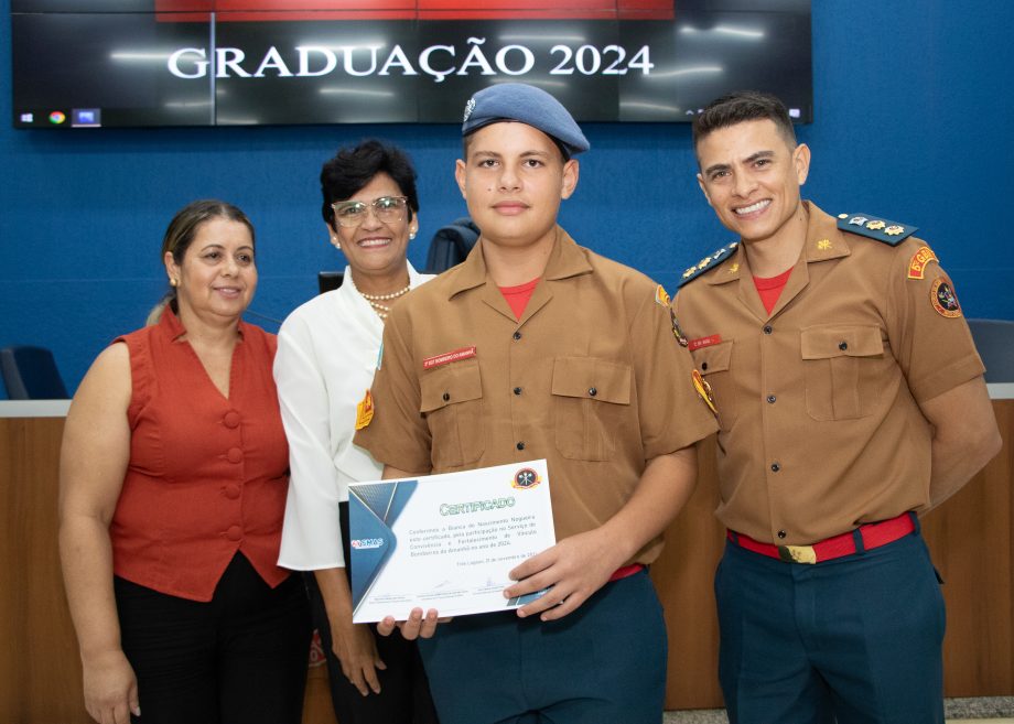 SMAS realiza graduação dos jovens do SCFV Bombeiros do Amanhã