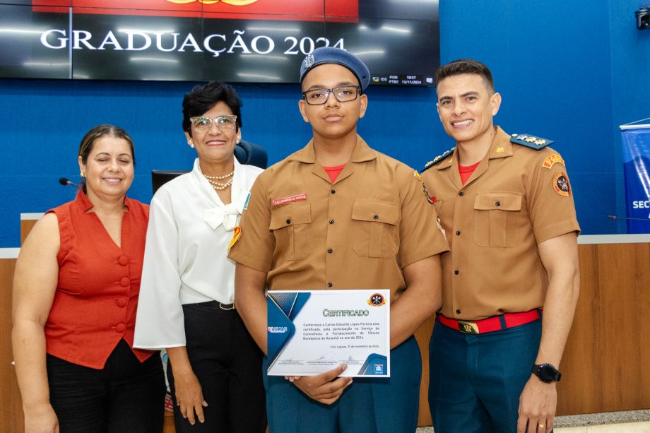 SMAS realiza graduação dos jovens do SCFV Bombeiros do Amanhã