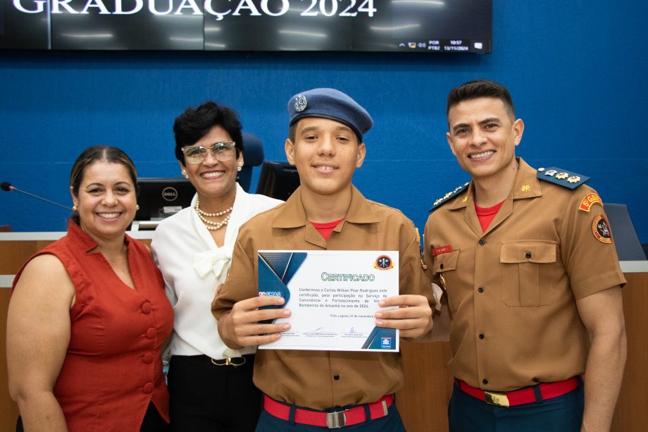 SMAS realiza graduação dos jovens do SCFV Bombeiros do Amanhã