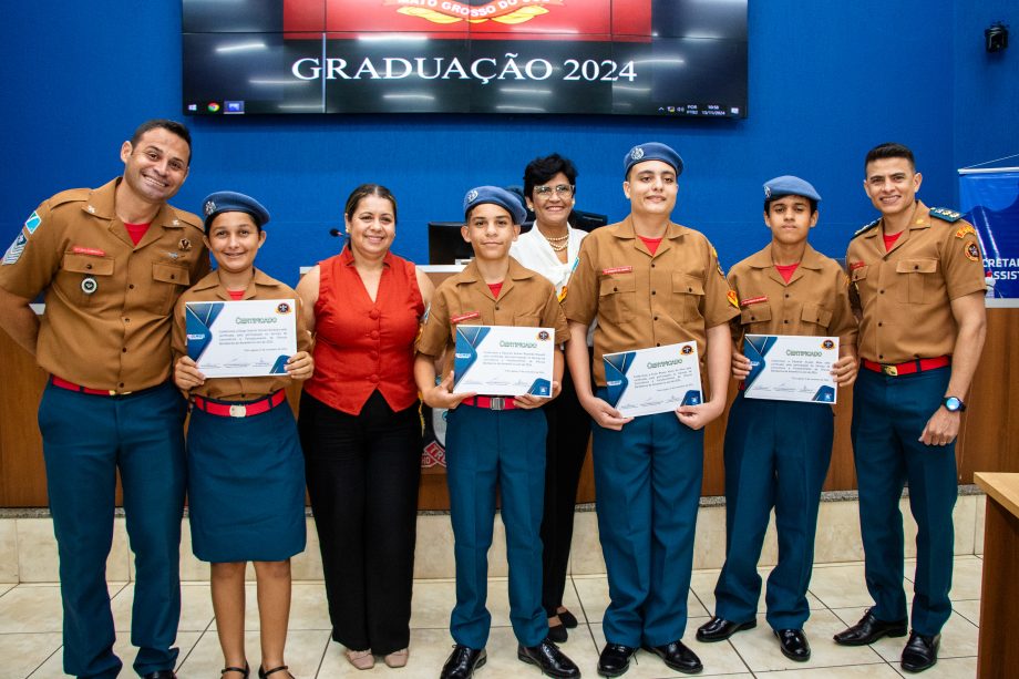 SMAS realiza graduação dos jovens do SCFV Bombeiros do Amanhã