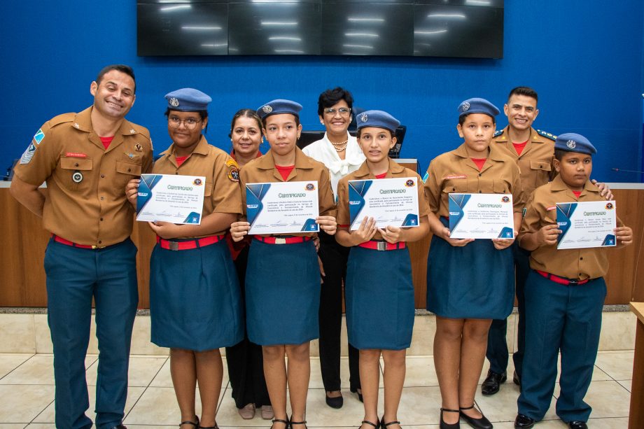 SMAS realiza graduação dos jovens do SCFV Bombeiros do Amanhã