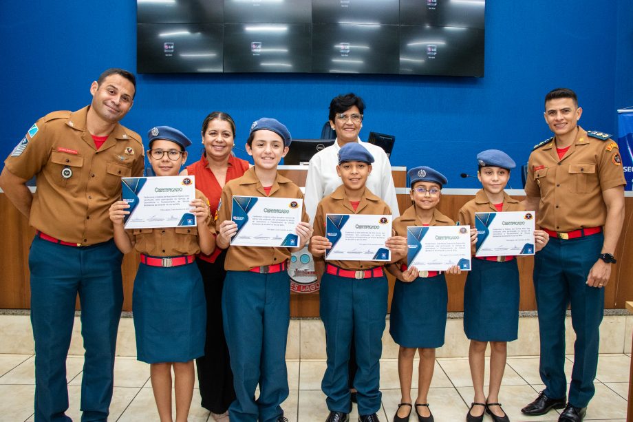 SMAS realiza graduação dos jovens do SCFV Bombeiros do Amanhã