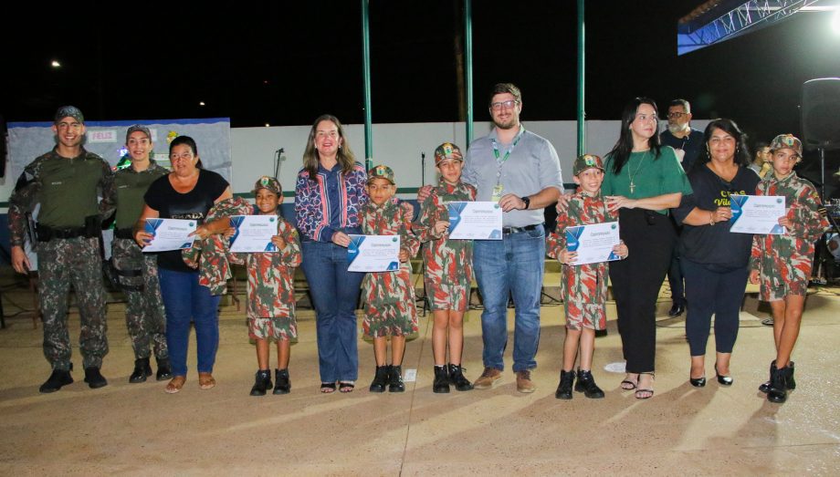 SMAS realiza formatura de crianças e adolescentes do Projeto Patrulha Florestinha em parceria com a Polícia Militar Ambiental