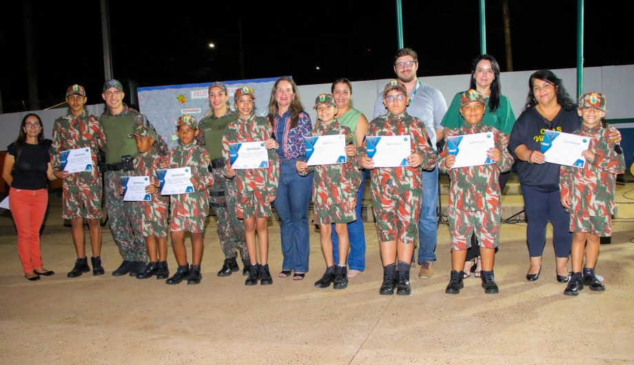 SMAS realiza formatura de crianças e adolescentes do Projeto Patrulha Florestinha em parceria com a Polícia Militar Ambiental