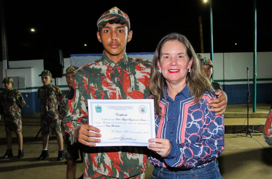 SMAS realiza formatura de crianças e adolescentes do Projeto Patrulha Florestinha em parceria com a Polícia Militar Ambiental