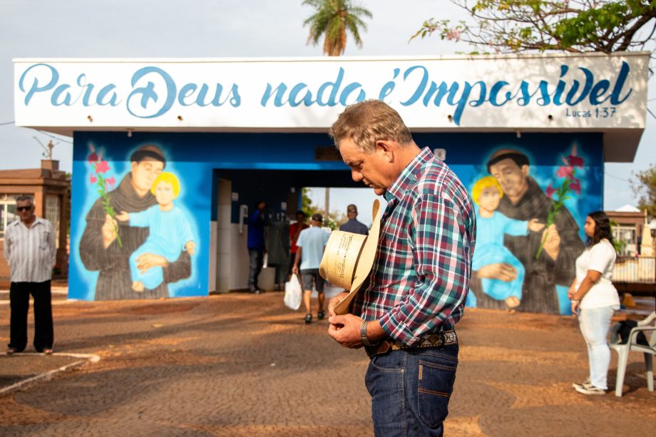 Cerca de 15 mil pessoas visitaram o Cemitério Municipal no Dia de Finados