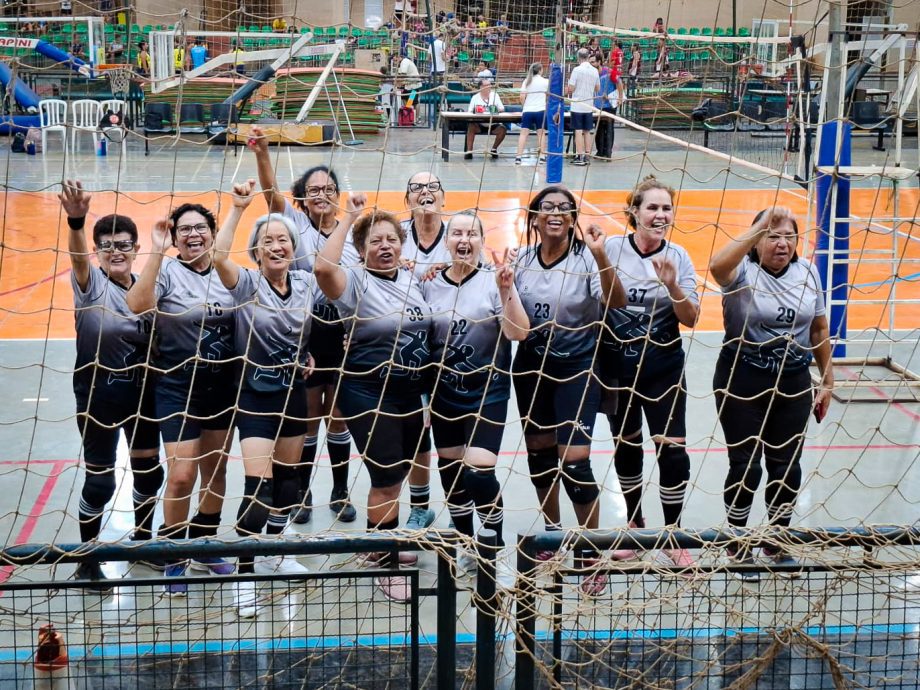 Três Lagoas conquista três títulos no Torneio da Melhor Idade de Vôlei Adaptado