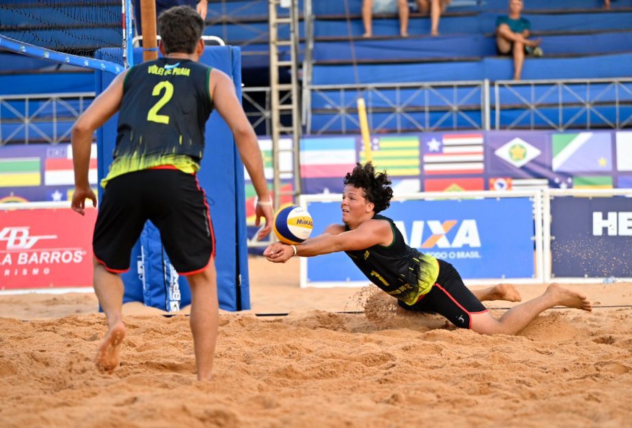 Jogadores três-lagoenses conquistam vice-campeonato no vôlei de praia nos Jogos da Juventude