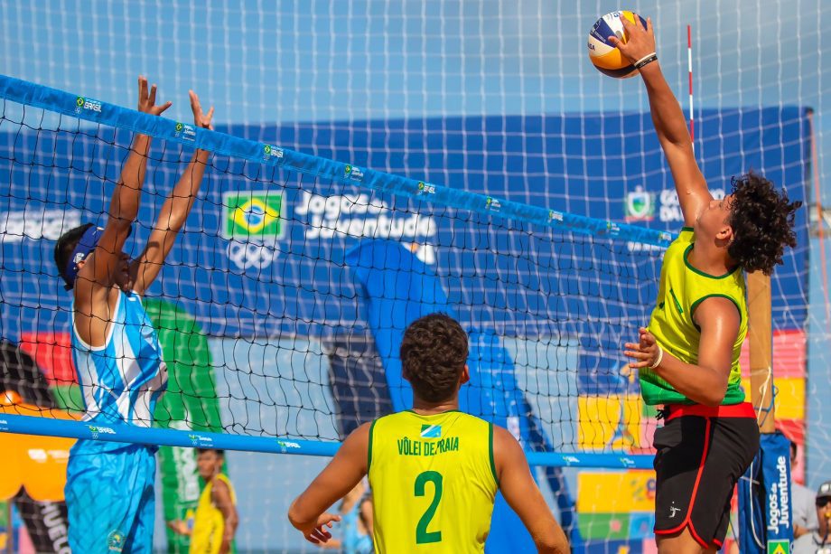 Jogadores três-lagoenses conquistam vice-campeonato no vôlei de praia nos Jogos da Juventude