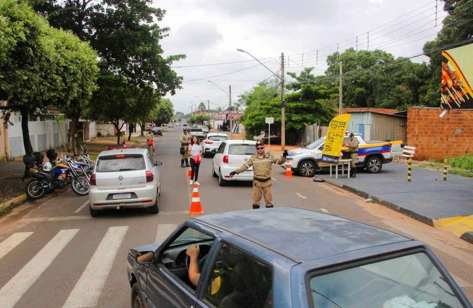 “Acidentes não tiram férias” – Campanha educa pedestres, ciclistas e condutores em Três Lagoas