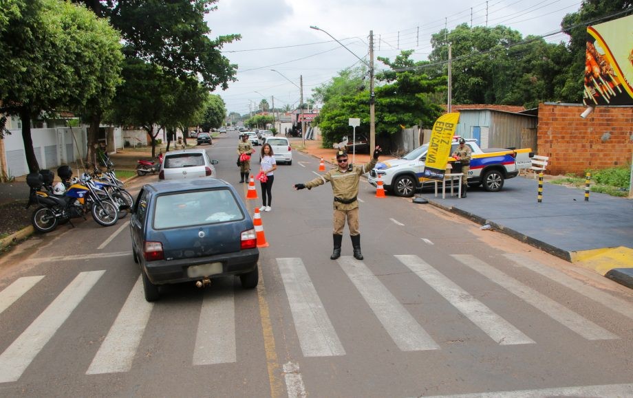 “Acidentes não tiram férias” – Campanha educa pedestres, ciclistas e condutores em Três Lagoas