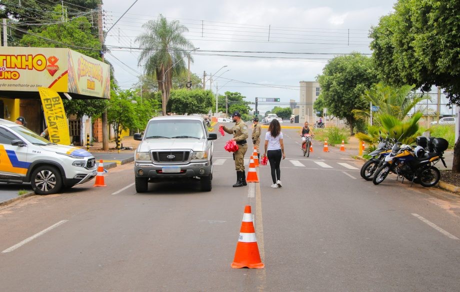 “Acidentes não tiram férias” – Campanha educa pedestres, ciclistas e condutores em Três Lagoas