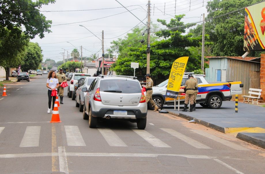 “Acidentes não tiram férias” – Campanha educa pedestres, ciclistas e condutores em Três Lagoas