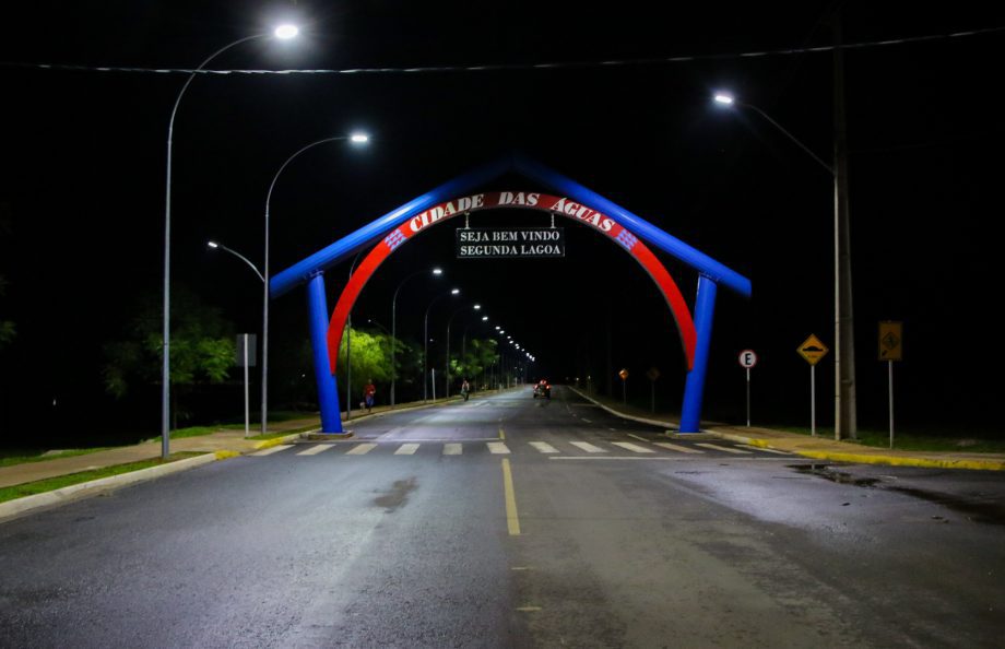 Avenida dos Oleiros, na segunda lagoa, recebe iluminação em LED